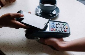 Comment payer avec son téléphone facilement et en toute sécurité ? Clapico High-Tech
